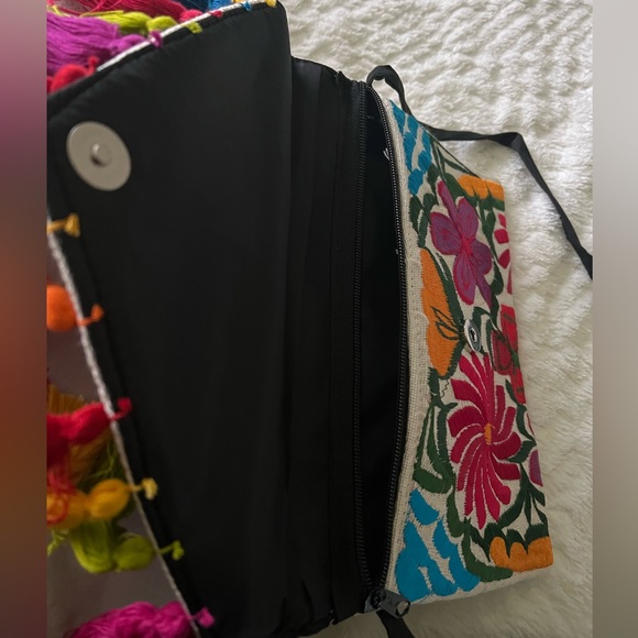 Hand Crafted - Picture 4 of 4